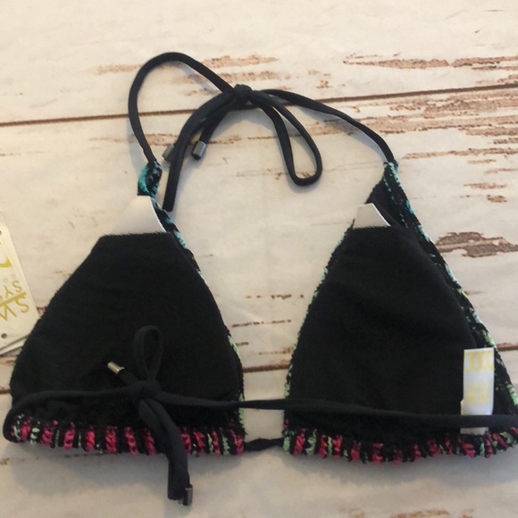 NWT Bikini Top - Picture 3 of 3